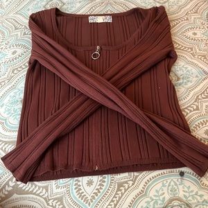 burgundy pink republic top!